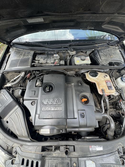 Se vinde masina personala Audi a4 b7