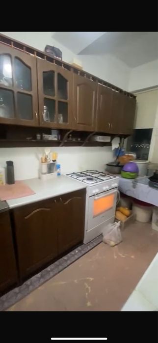 Продаётся кухонный гарнитур.