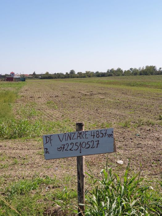 Vand teren intravilan jud. Buzau, aproape de autostrada ,com. Galbinasi