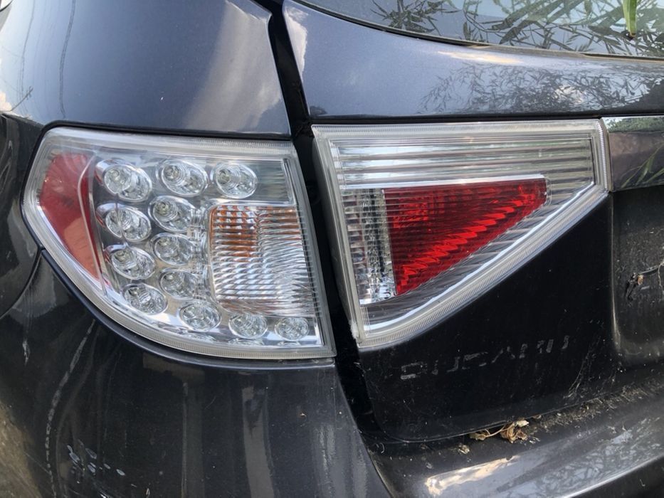Stop stopuri semnalizare oglinda oglinzi luneta haion bara spate Subaru impretza 1.5i automată 2008 airbaguri kit airbag scaune geam