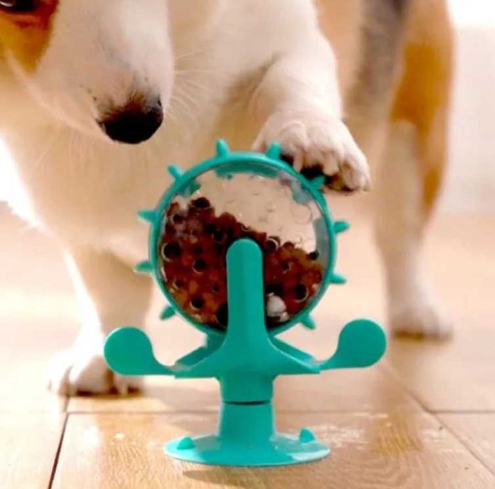 Интерактивная игрушка кормушка для кошек и собак