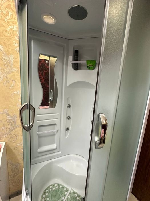 Душевая кабина