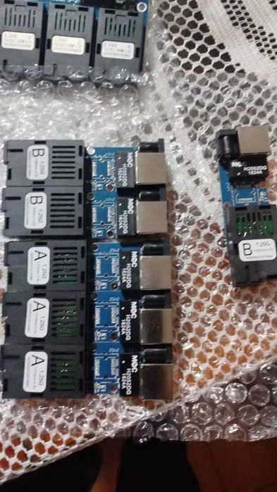 Оптични медиа конвертори , комплект