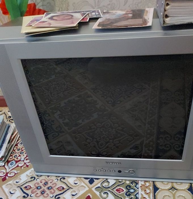 Телевизор самсунг