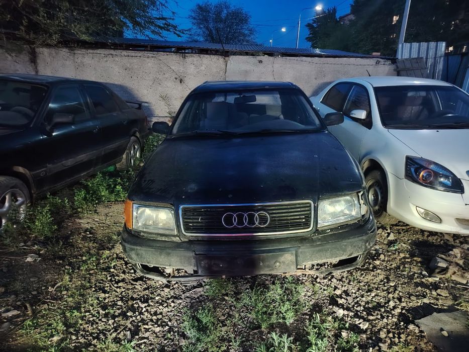 Пррдам запчасти от ауди 100 с4