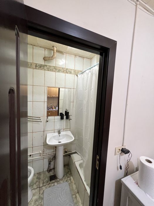 Garsoniera de inchiriat