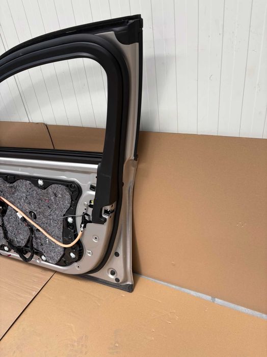 Предна Дясна Врата За БМВ Ф90 Г30 7408962 BMW F90 G30