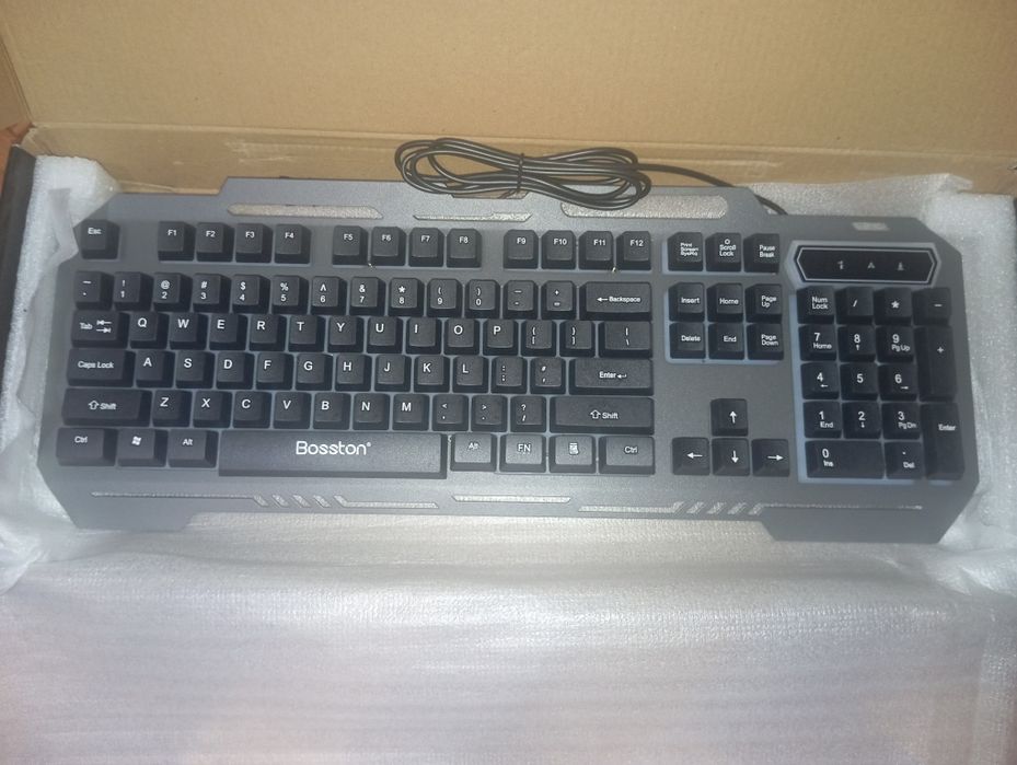 Клавитура Bosston K380