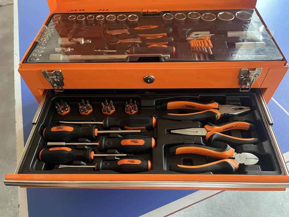 Asboblar to’plami,ishlatilmagan, sifatli