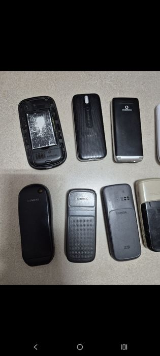 Telefoane vintage de colecție