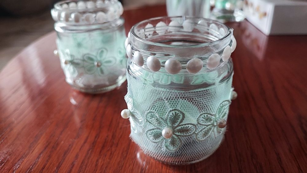 Свещници в бурканчета с декорация цвят мента - 20бр.- цена за всички