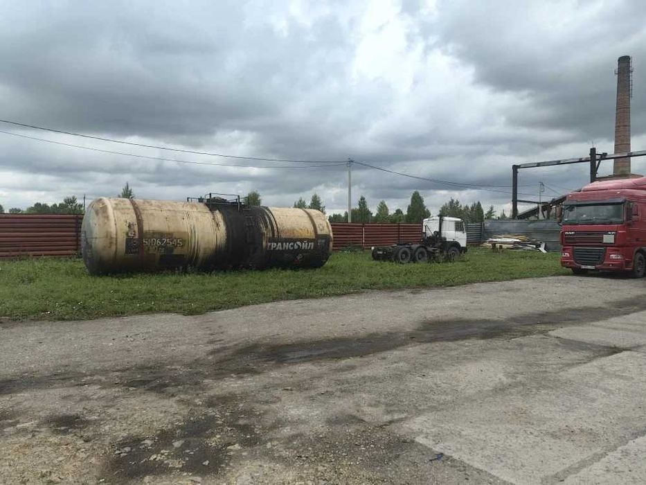 Цистерны 73 и 85,6 м3 б/у жд