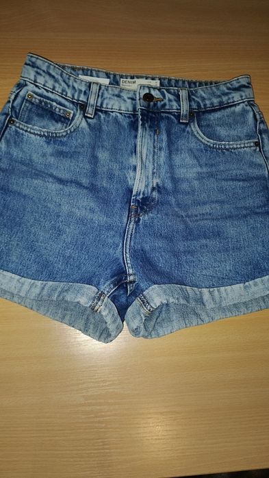 Къси дънкови панталонки, поли и дънки