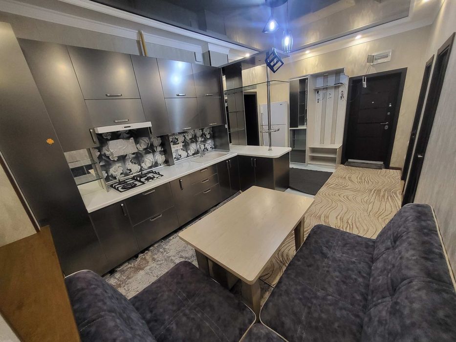 Сдаётся в аренду своя  квартира 2/2/5 сергели golden house