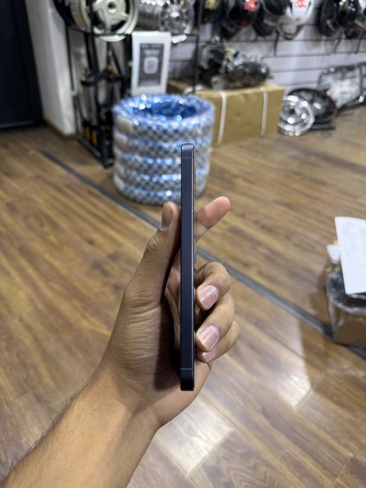 Samsung s25 12/128