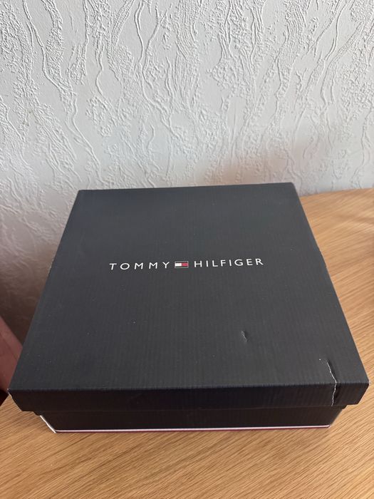 Tommy Hilfiger дамски обувки на ток