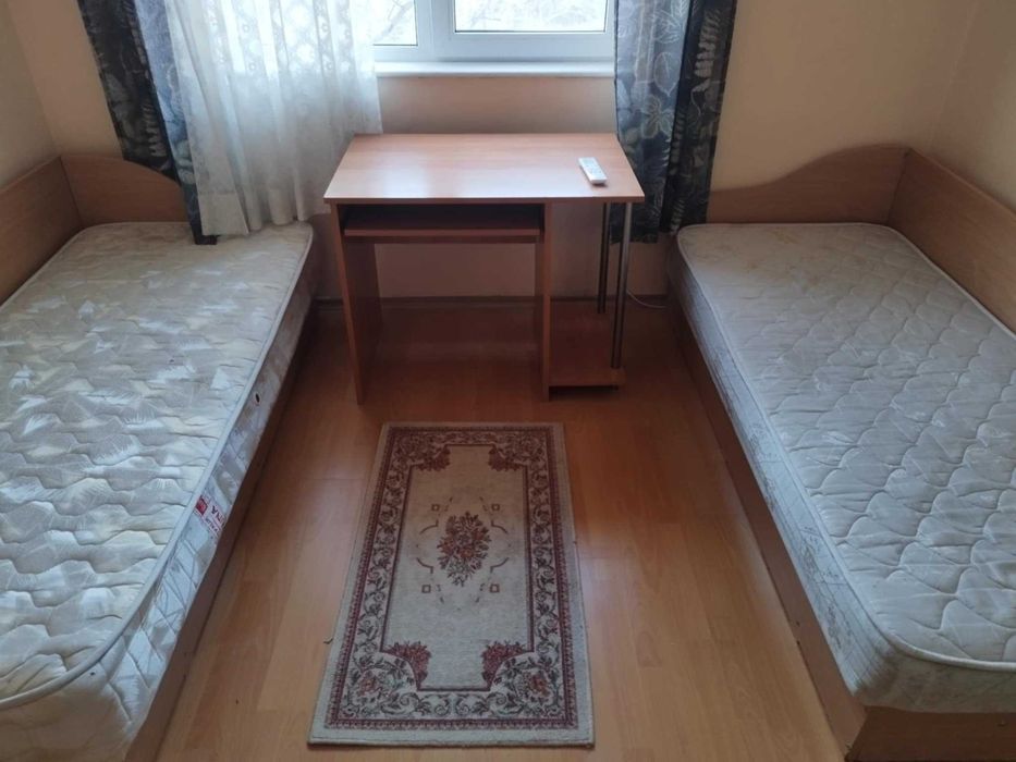 Единични легла с матрак