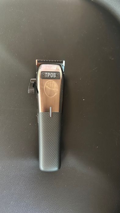 TPOB Play Clipper ( Машинка за подстригване)