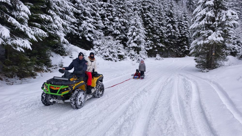 Vând ATV 4x4 can am outlander 650 G2
