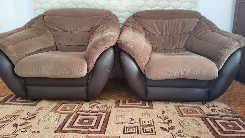 Продам диван и 2 кресла