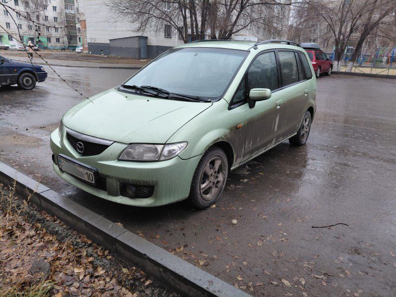 Продам машину. Mazda Premacy