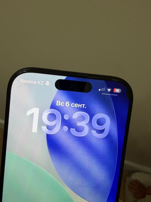 Продам Iphone 16 Pro , sim+Esim