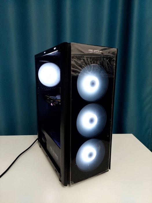 Gaming PC RTX 3060 + i5-10400F