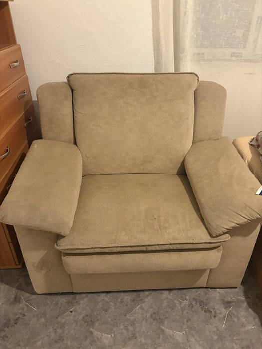 Vand Pat cu noptiera + cadou fotoliu + dulap