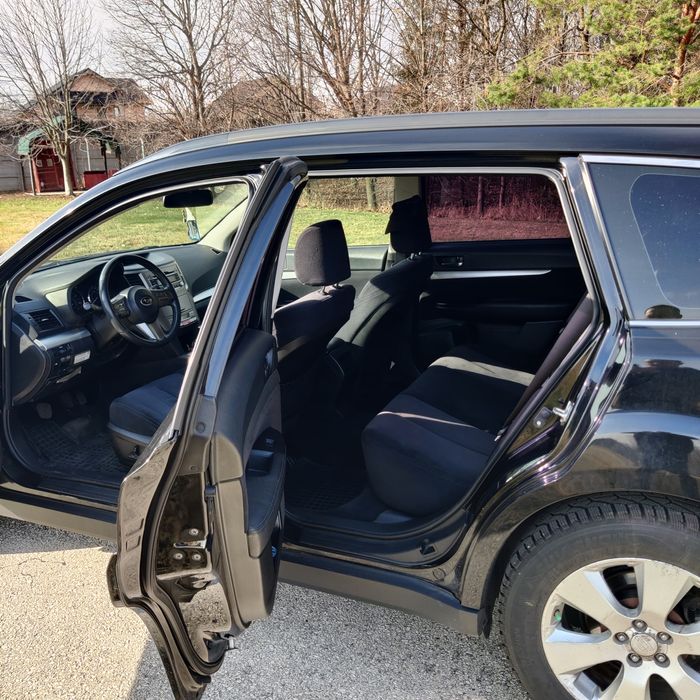 Subaru Outback 2010