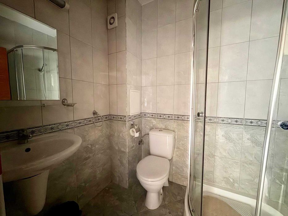 Продава се Двустаен апартамент в к.к. Слънчев бряг - 72 кв.м за 581 €/кв.м - Снимка #12