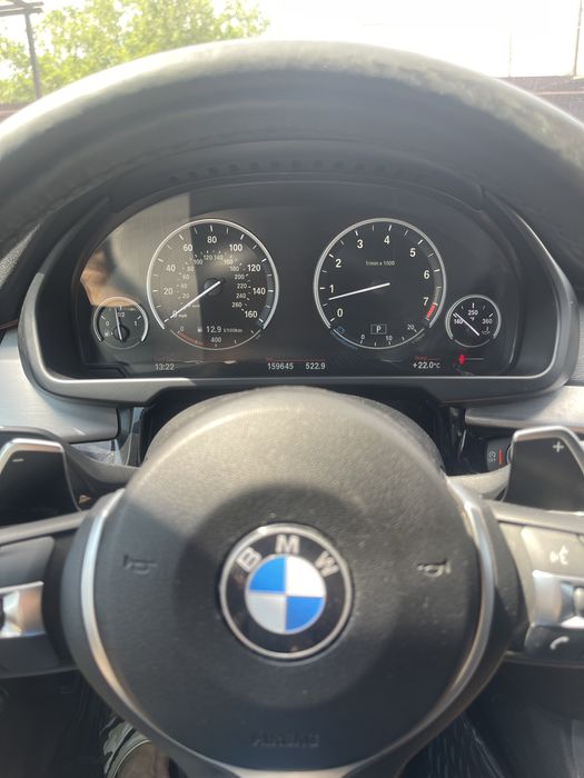 Продам bmw x5 f15
