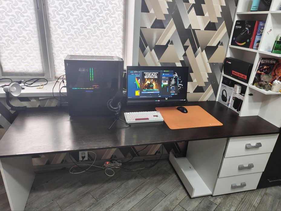 Продам шкаф+рабочий стол