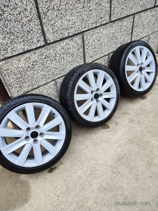 Джанти 18 -ки с гуми пирели