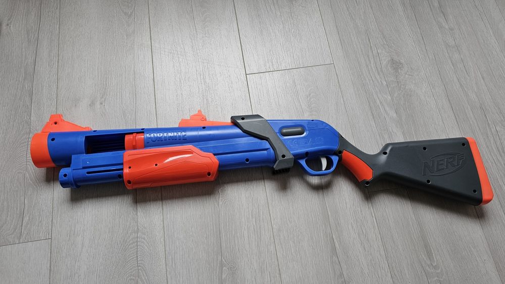 Детски пистолети NERF