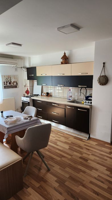 Vând apartament 2 camere