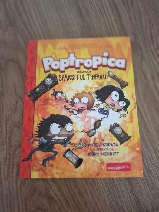 Vând cărțile poptropica 1-4