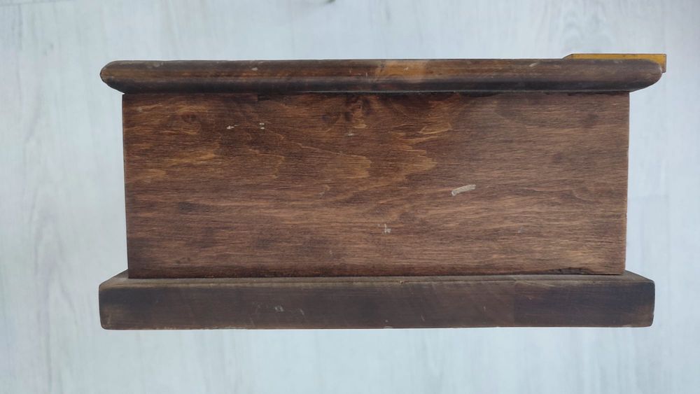 Balanță hidrostatică veche pentru măsurarea densității – alamă, cutie lemn din familia balanțelor Mohr–Westphal / specific gravity balance.