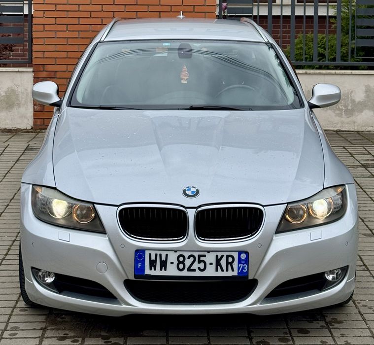 Vand BMW 320d / E91 / FACELIFT / 4X4 / 177cai / AUTOMAT / NAVI / IMPECABIL