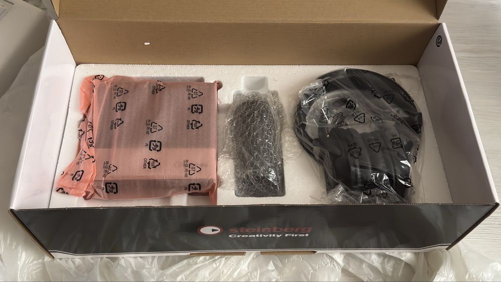 Звуковой карты комплект Zvukovoy karta Stenberg UR22MKII