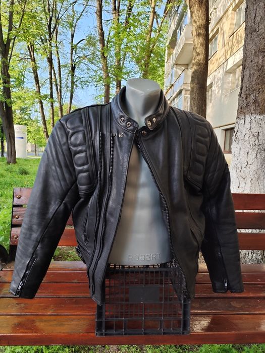 Geaca motociclism din piele și protectie