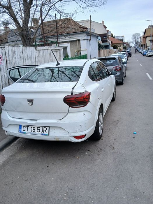 Logan de vanzare 2022