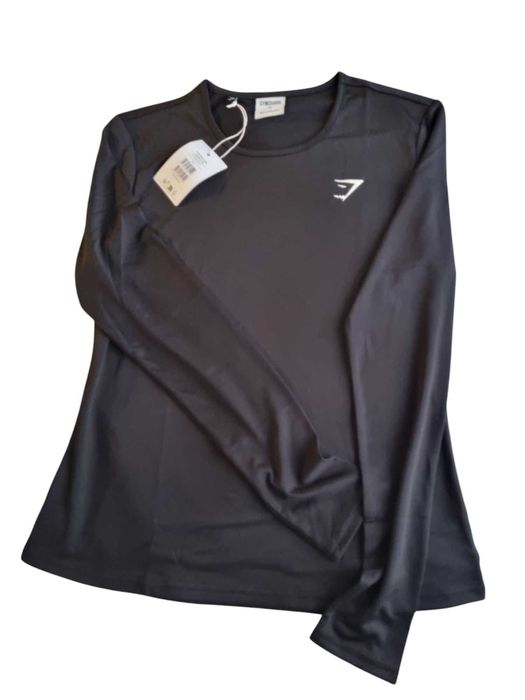 Дамски суитшърт Nike и блуза на Gymshark