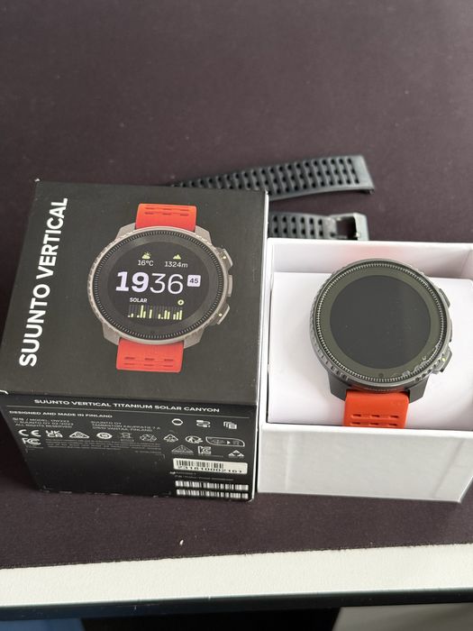 Ceas Suunto Vertical Titanium Solar