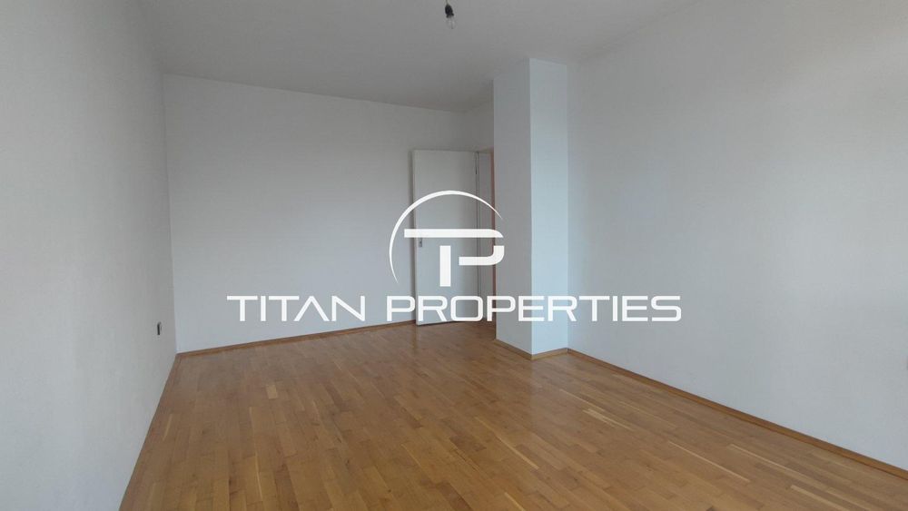 Продава се Четиристаен апартамент в Варна, Аспарухово - 108 кв.м за 1574 €/кв.м - Снимка #3