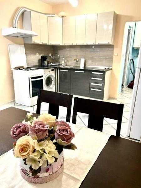 Дава се под наем Двустаен апартамент в Бургас, Меден рудник - зона А - 55 кв.м за 331.5 € - Снимка #1