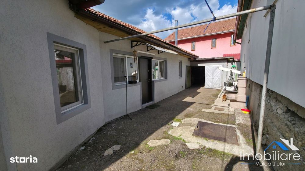 Casa 4 camere - Lupeni | Zona centrala | Aproape de statiunea Straja
