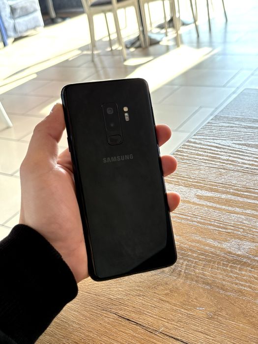 Samsung Galaxy S9+ plus