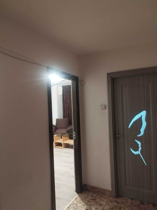 garsoniera de inchiriat! P/8,