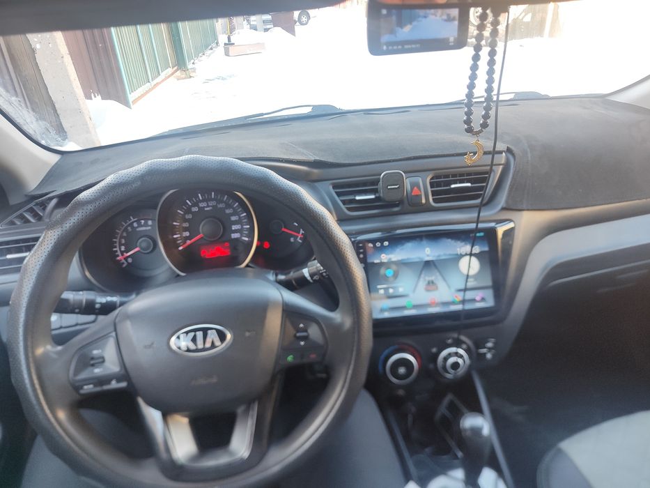 Кия Рио а́кпп в хорошем состоянии