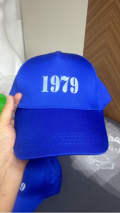 Футболка с логотипом